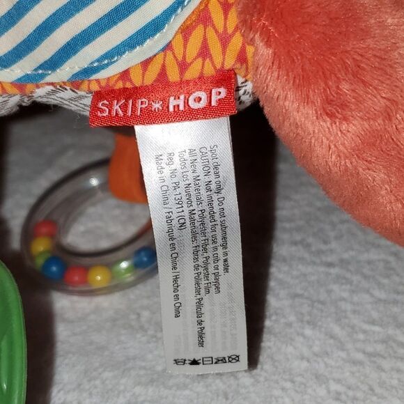 Skip & Hop Fox Multi Sensory Teething Plush - Picture 13 of 13